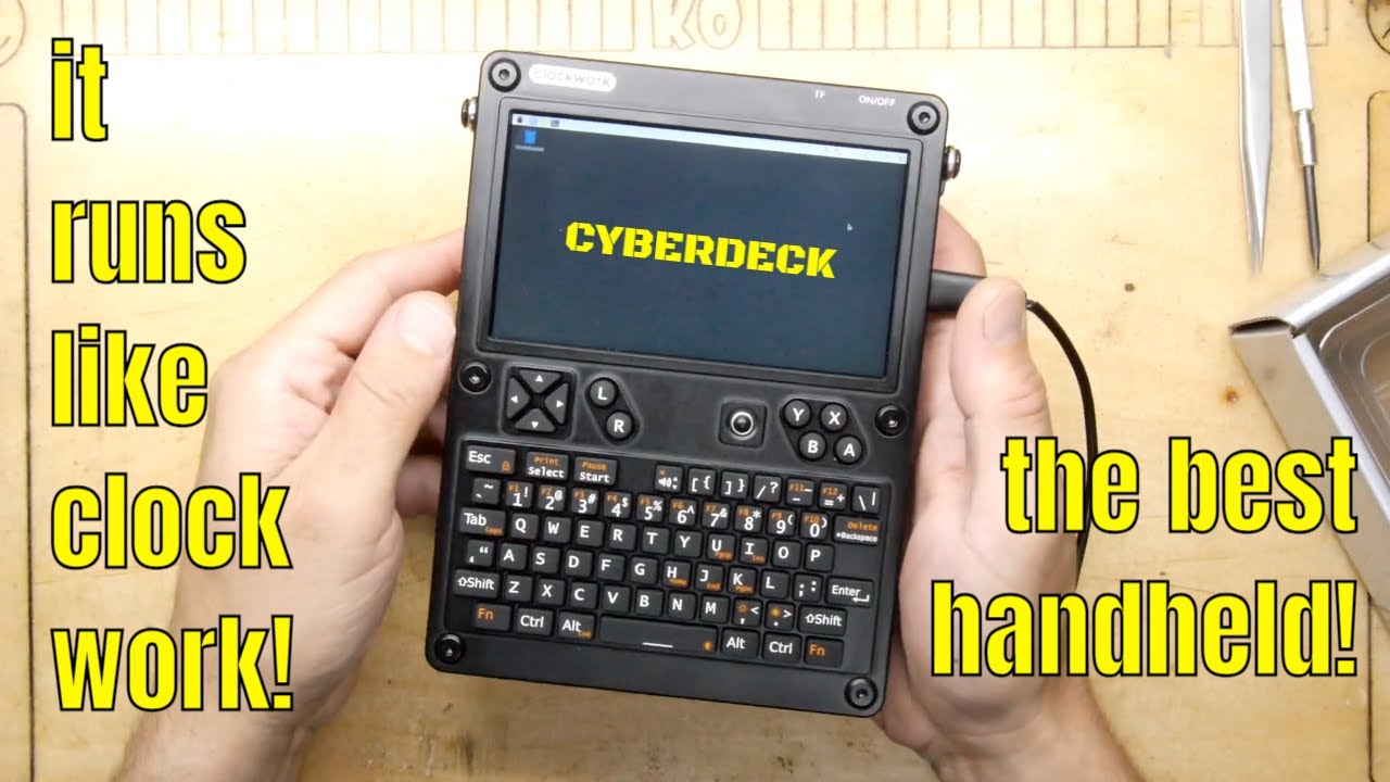 Clockwork uConsole — распаковка и сборка. Рабочая станция Cyberdeck Retro!