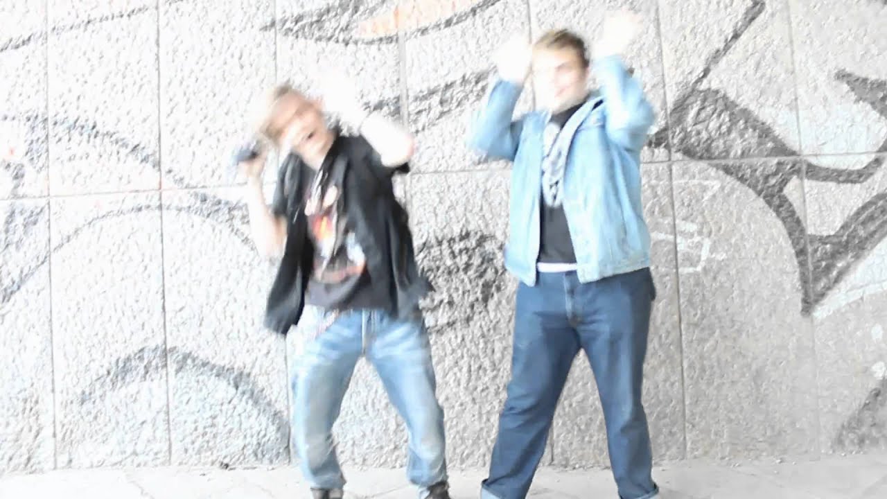 Caramelldansen - Aligator1024 (iBlali akak VIK) und ShadowSoul1305 (ShaSo1305) Youtuber-Treffen 2011