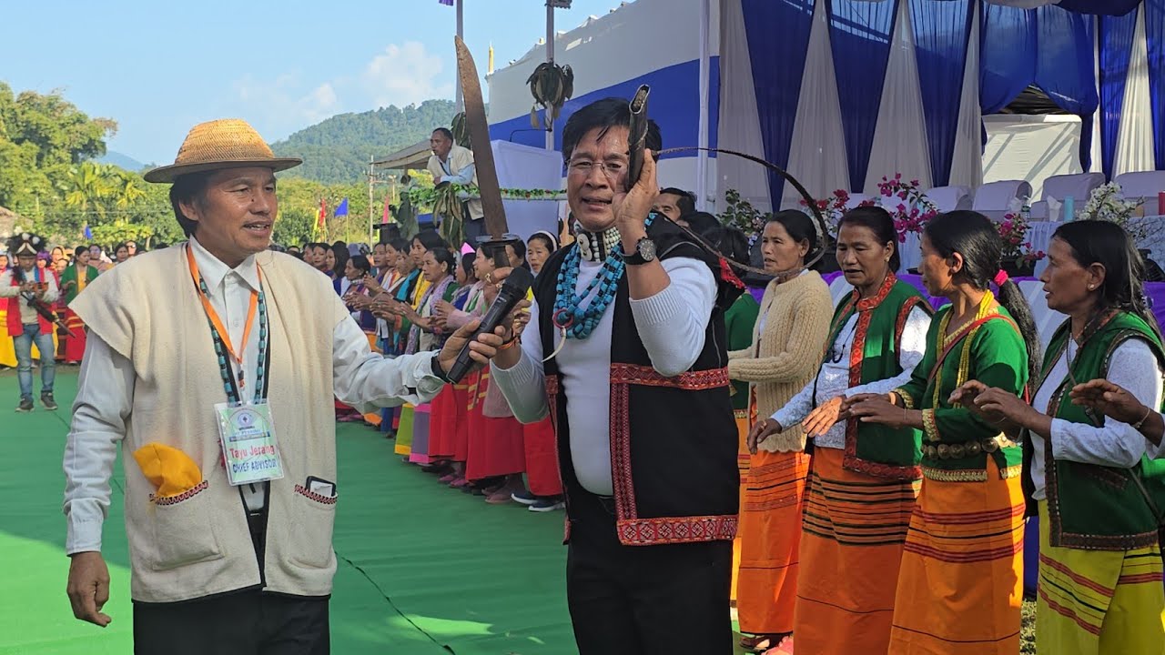 Sri Thomas Borang ke ponung tatpo no.1.🙏Siang Dist. Hiyom Banggo Unying Giidi at Pessing village🌾🙏🌾🙏