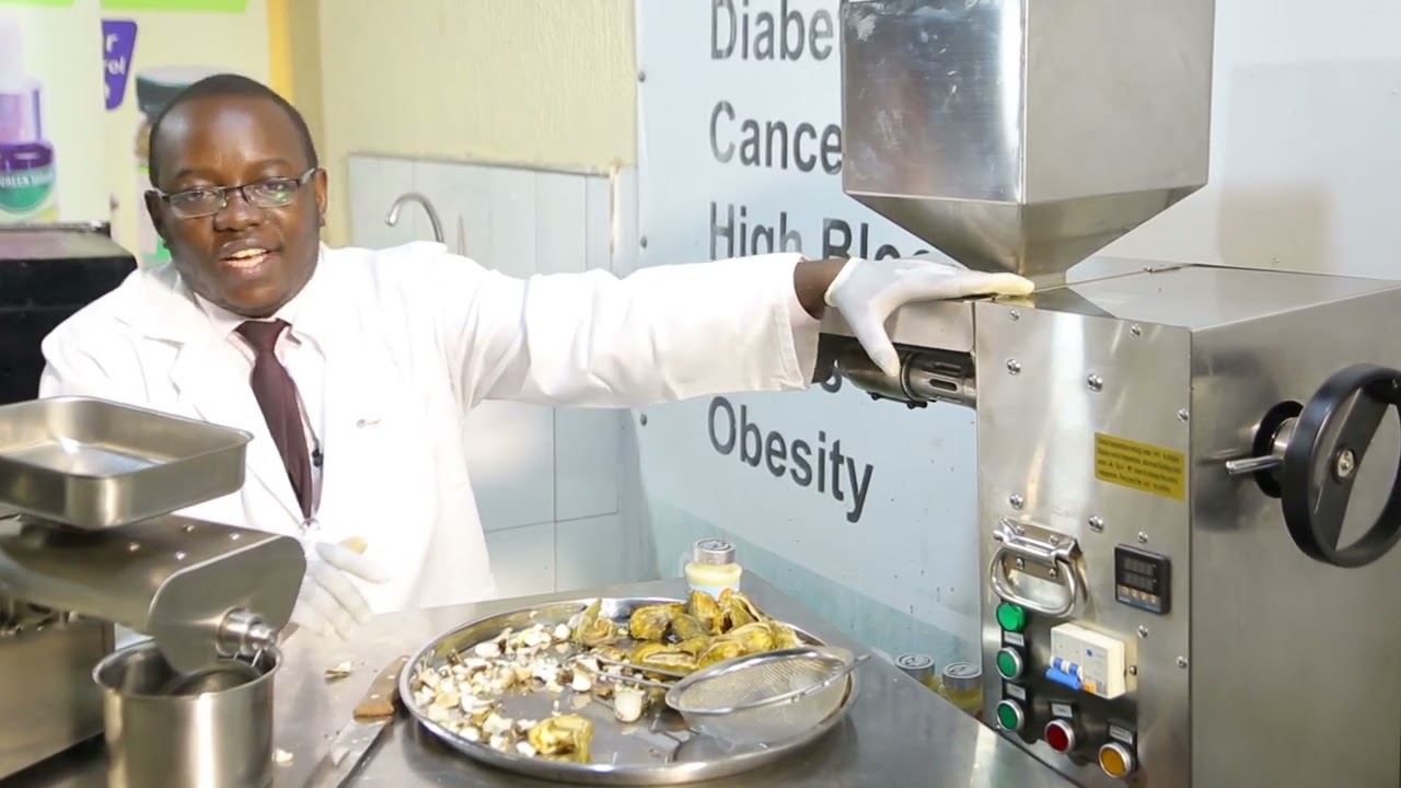 MANGO BUTTER MAKING IN THE GREAT SUNDOWNER WITH OMUKENKUFU NYANZI JULIUS Part 2