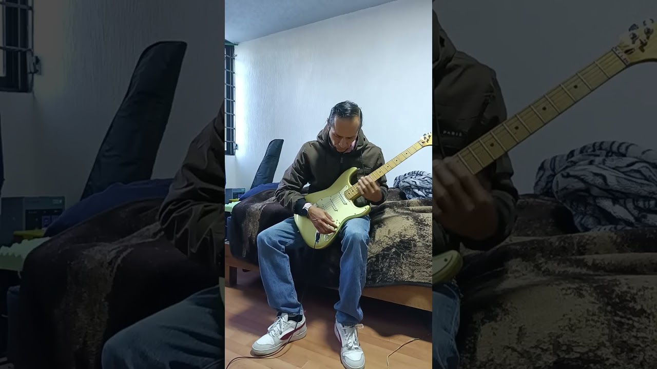 Fender mx, Golden Gates amp, check sound.