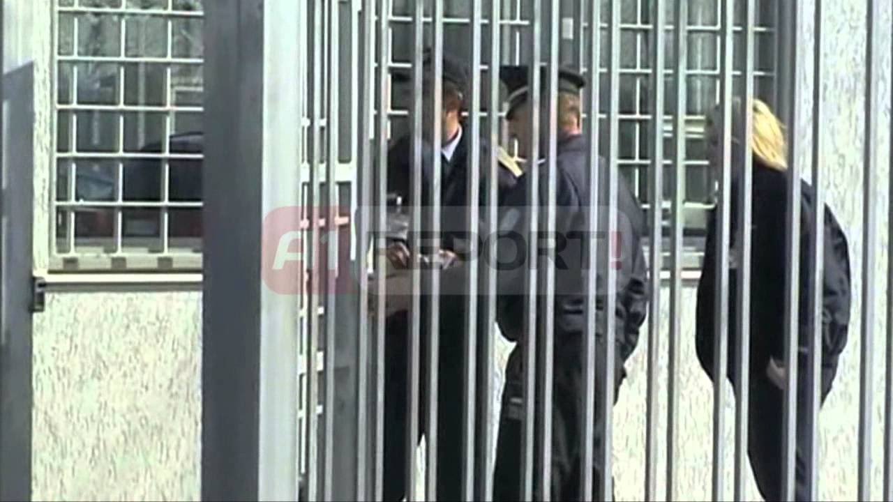 A1 Report - Burgu i Fierit, problem me ujin e pijshëm, ankohen të burgosurit