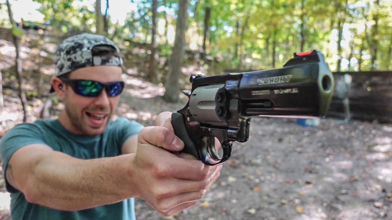 Этот пистолет — ПЛОХАЯ идея!!! (Сверхлёгкий .44 Magnum)