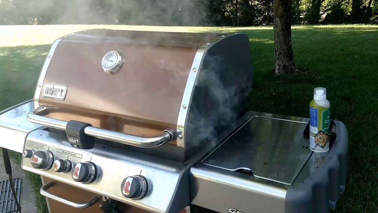 Копчёные рёбрышки на газовом гриле! Weber Genesis с коптильней из щепы!