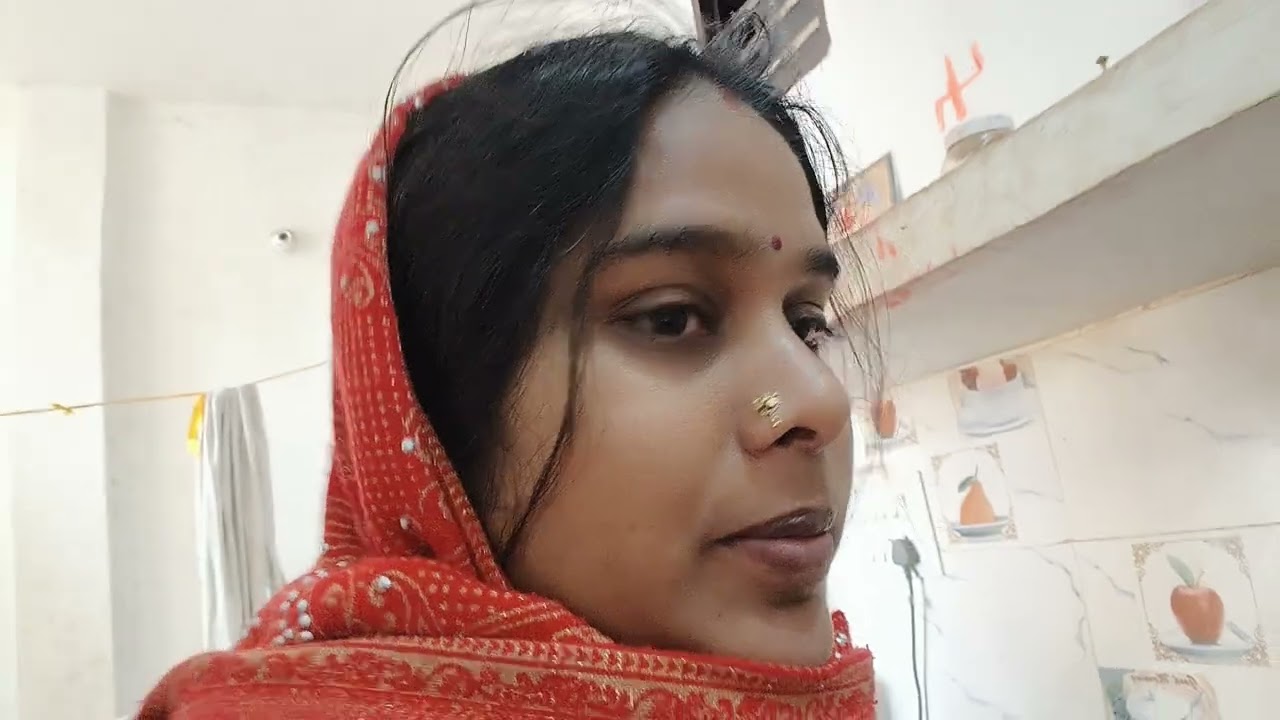 Aap log hamari video ke support Karen aur hamari taklif ke samjhie 😭