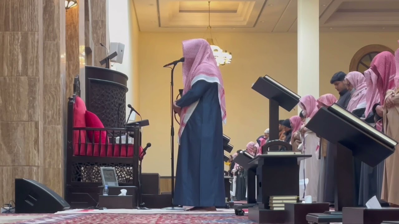 ﴿اللَّهُ وَلِيُّ الَّذينَ آمَنوا﴾تلاوة آسرة مميِّزة من سورة البقرة للشيخ د. عبدالعزيز التركي
