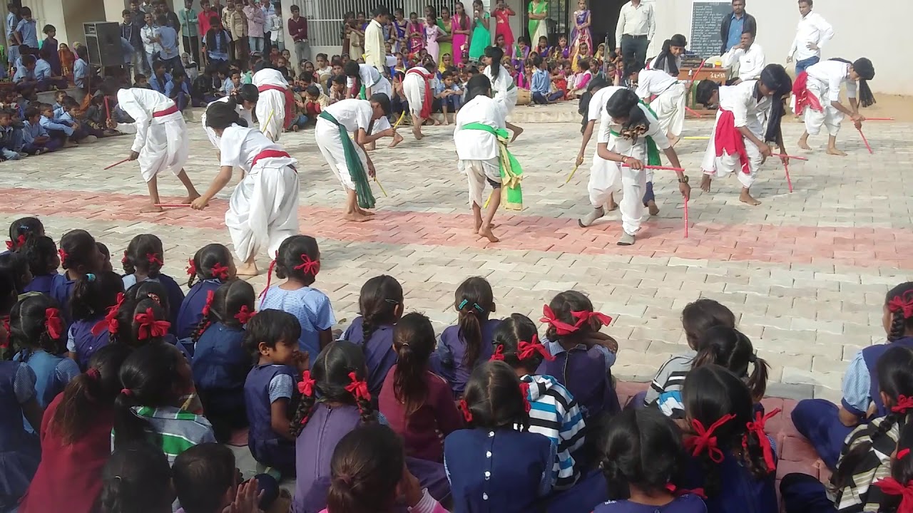Ranglo jamyo kalindi ne ghat- Raas _રાસ-  રંગલો જામ્યો કાલિનદી ને ઘાટ