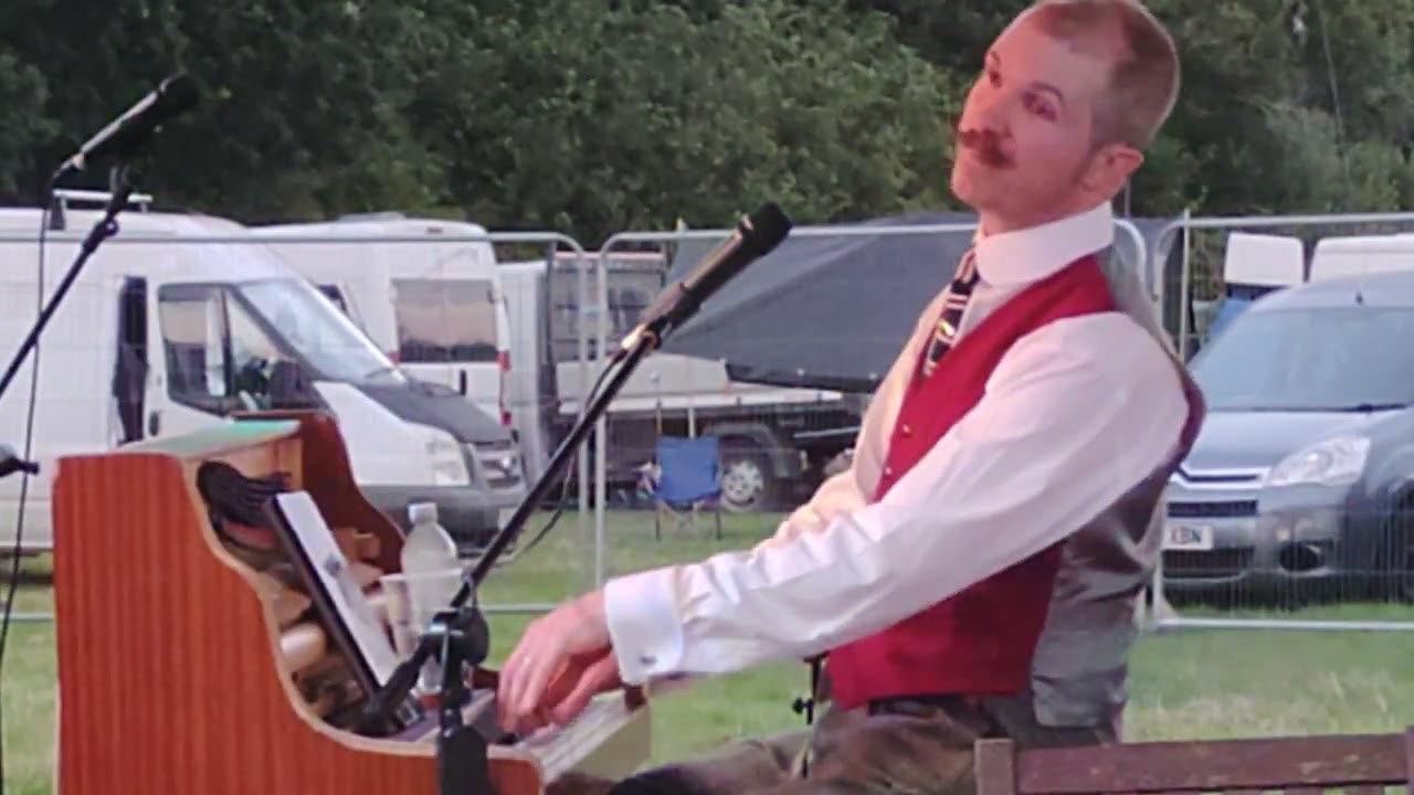 Tom Carradine: Cockney Singalong Medley at Rustic Stomp 2024