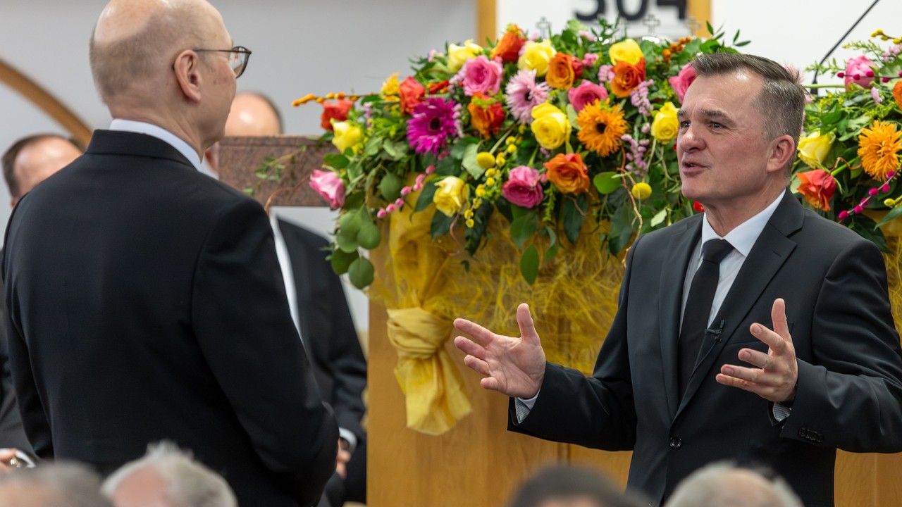 Ruhesetzung von Bischof Manfred Bruns (im Gottesdienst am 22. Februar 2026 in Duisburg-West)
