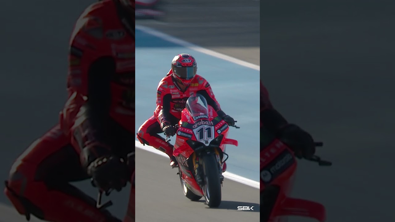 Булега выигрывает гонку Superpole в Хересе 🥇 | 2025 #SpanishWorldSBK 🇪🇸