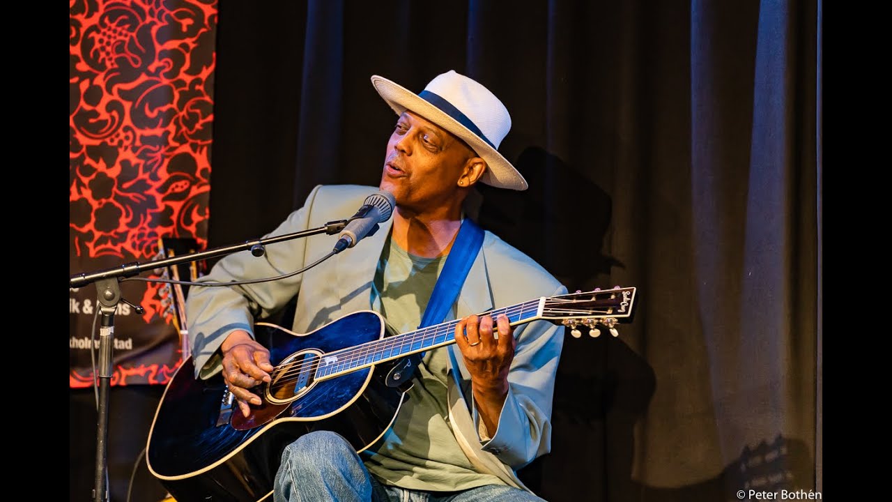 Ale Möller & Eric Bibb med Vänner @Stallet Världens Musik