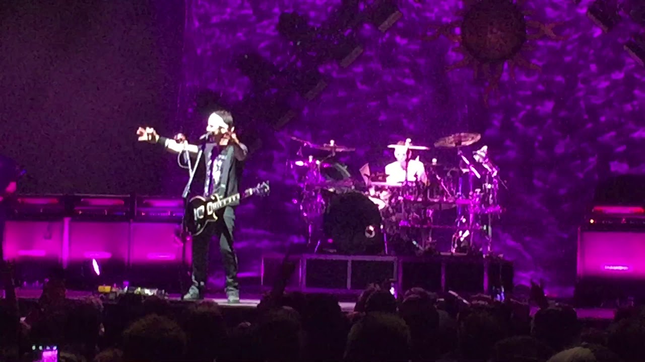 Godsmack 7/19/19 - The Veterans United Home Loan Amphitheater in Virginia Beach VA