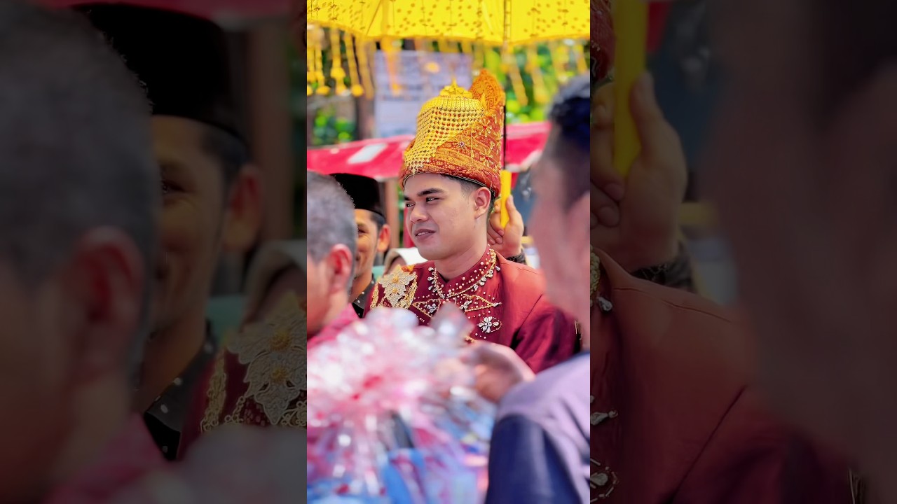 Raja siuroe, upacara perkawinan adat aceh yang islami di Aceh Timur.