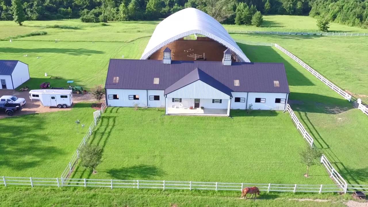 Beautiful Horse Farm and Family Estate in Terry, MS