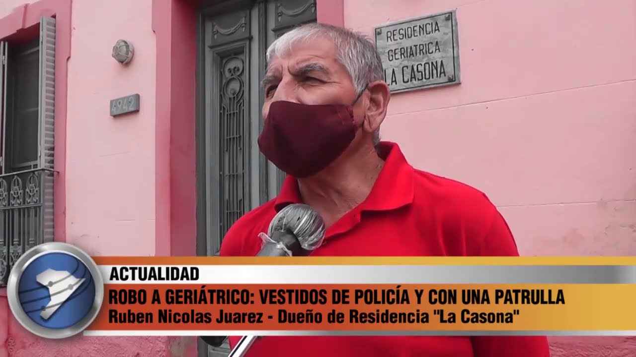 ROBO A GERI&Aacute;TRICO: VESTIDOS DE POLIC&Iacute;A Y CON UNA PATRULLA