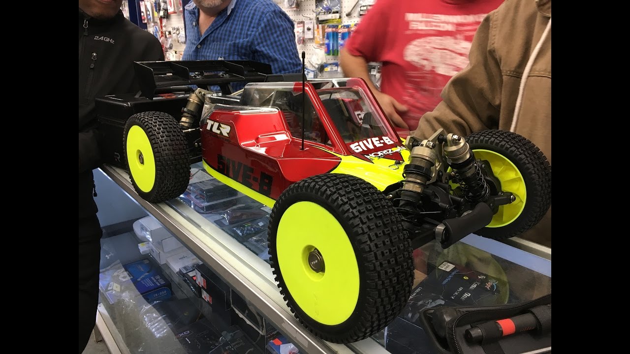 Painting the Losi 5b! Complete walk through!