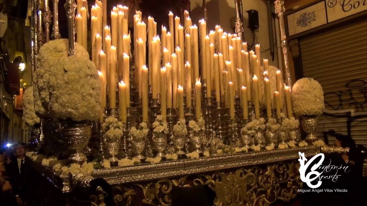Hermandad del Cristo de Burgos de Sevilla por la calle Francos | Semana Santa 2016