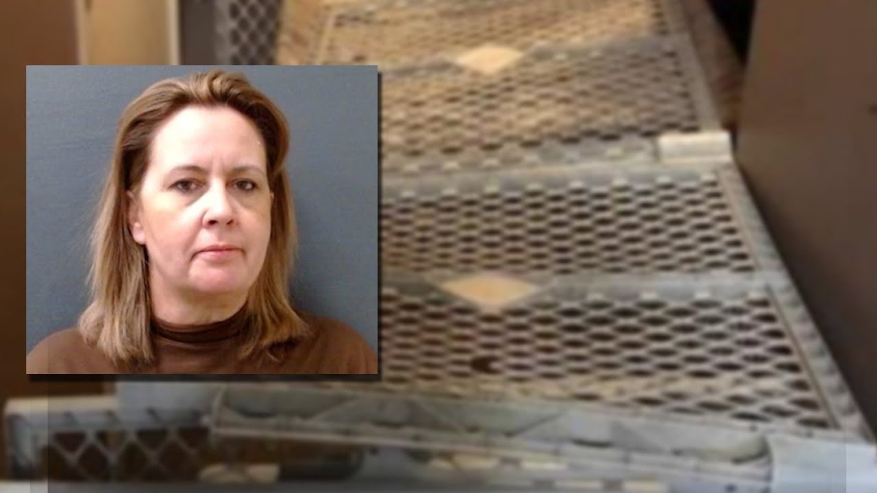 New Braunfels mom sentenced to 40 years for malnourished children put in makeshift cages