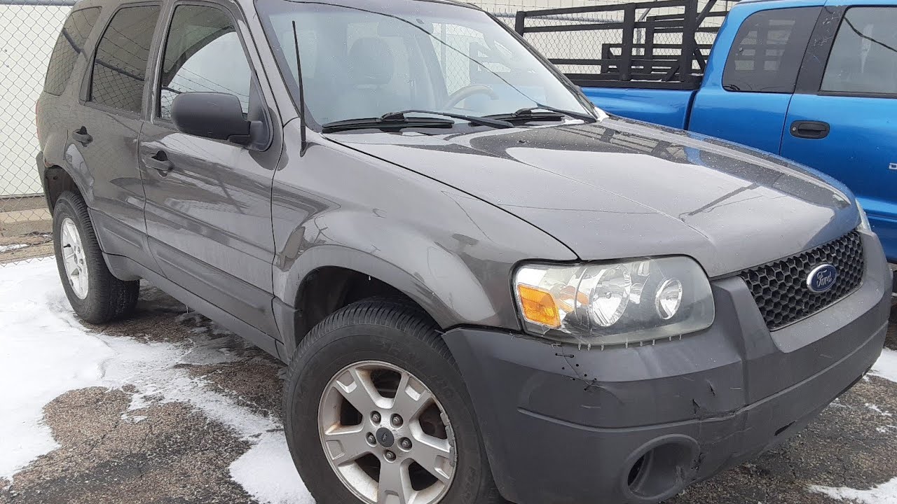 2006 Ford Escape cold start.
