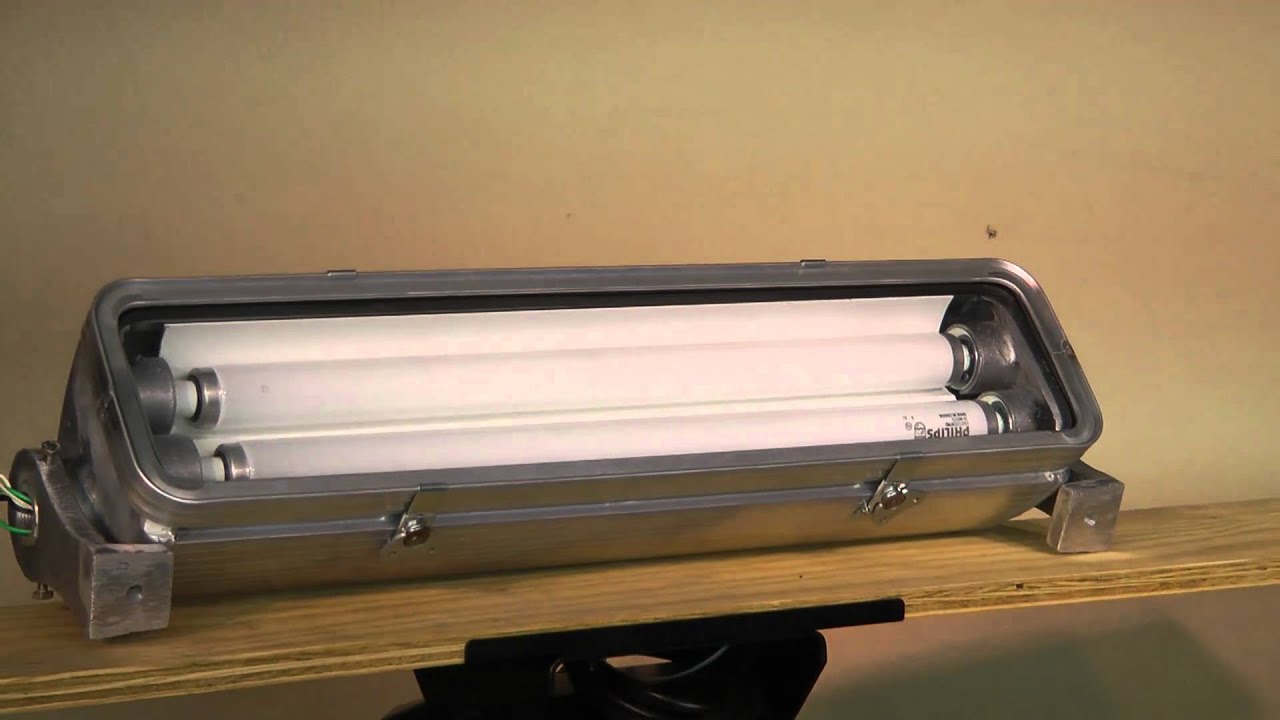 HAL-24-2L Series - Hazardous Location Area Fluorescent Light - Class 1 Division 2 Groups A-D