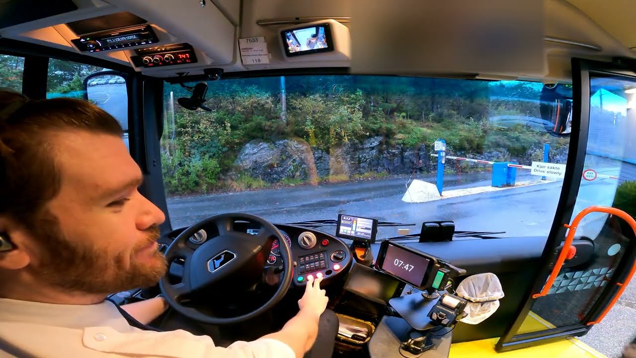 [Onboard] 36 Klauvaneset - Bergen Busstasjon in rush hours!