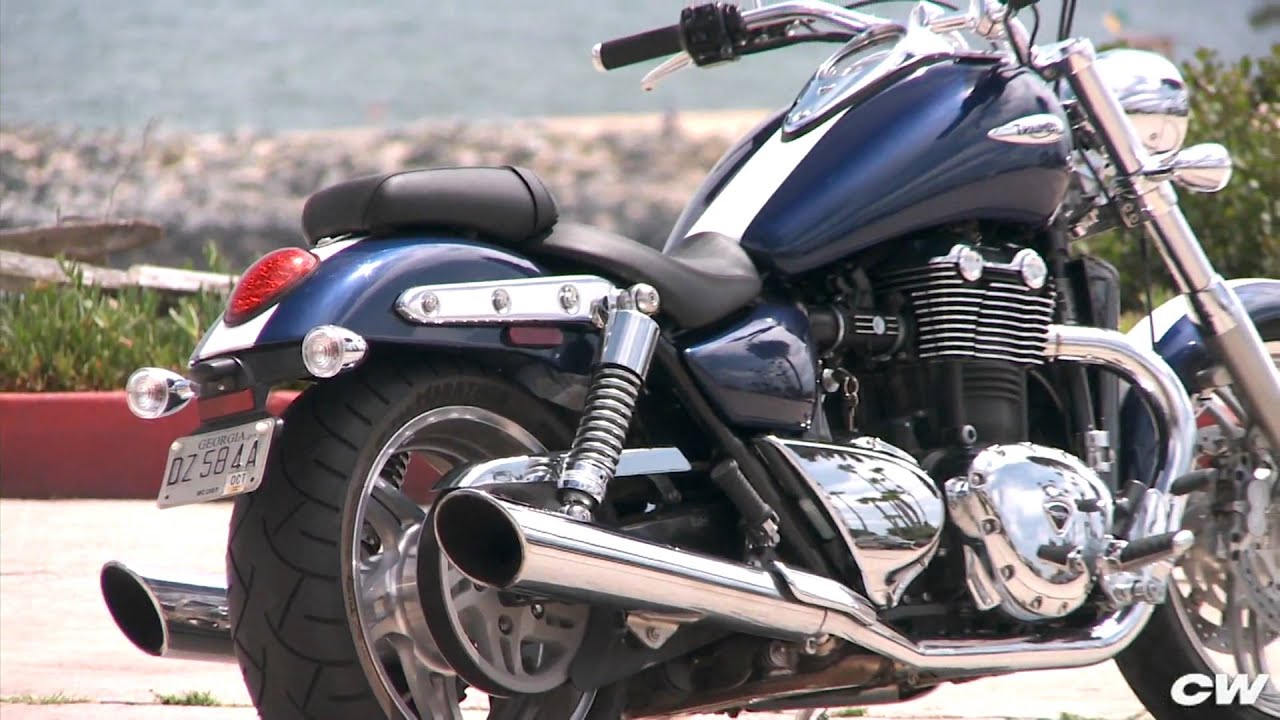 2010 Triumph Thunderbird: Cycle World Magazine's Best Cruiser