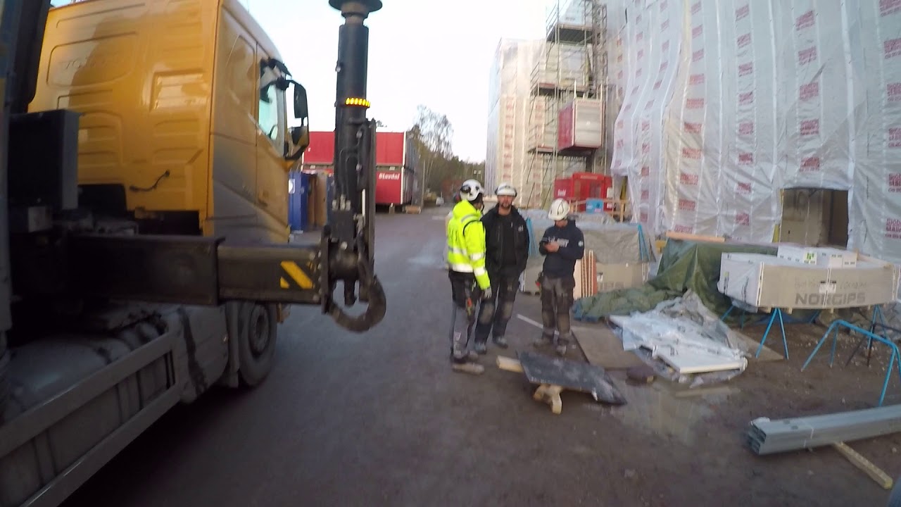Volvo FH500 Palfinger PK34002-sh Delivery on scaffold