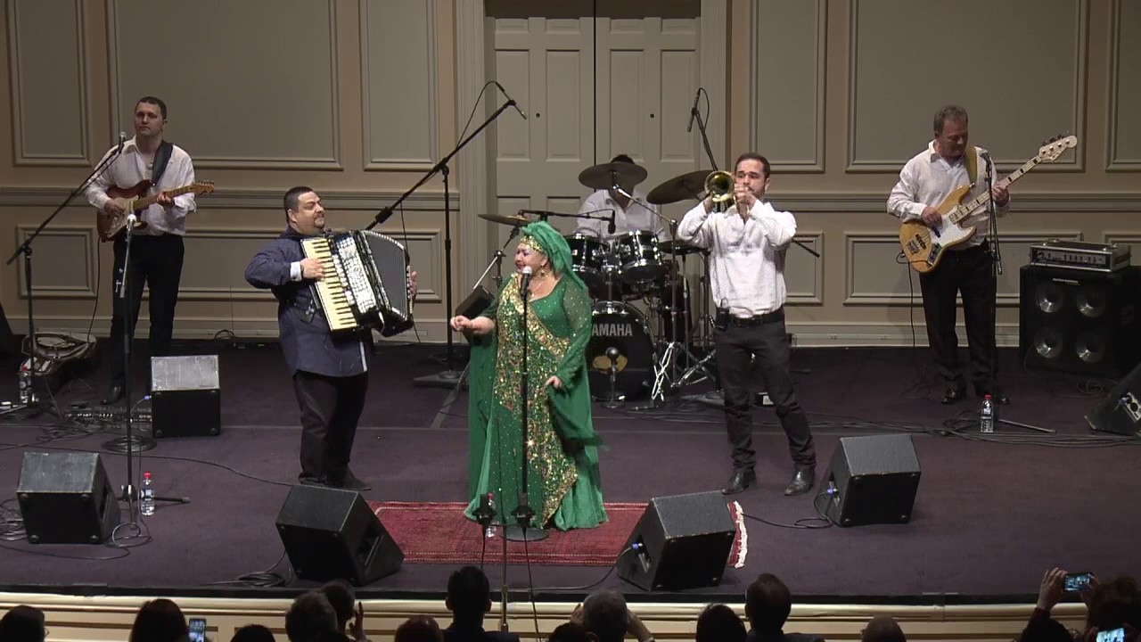Esma Redžepova & Folk Masters Play Romani (Gypsy) & Macedonian Music