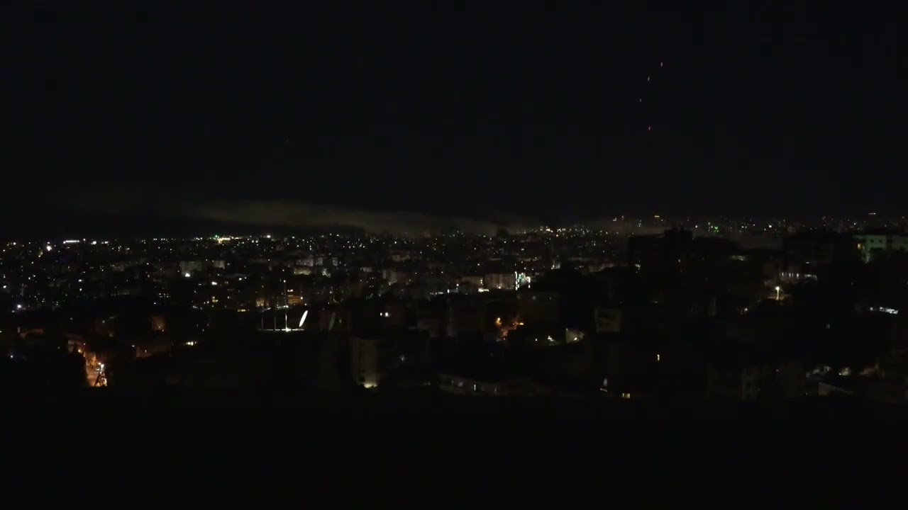 As&iacute; fue el bombardeo de Israel a Beirut tras presunto lanzamiento de cohetes por parte de Hizbul&aacute;