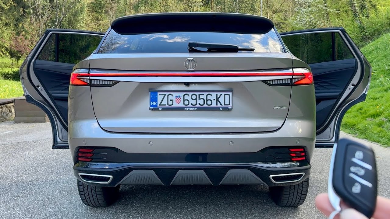 MG HS 2025 - CAMERAS, REAR seats FOLDING, PRACTICALITY & TRUNK space (PETROL)