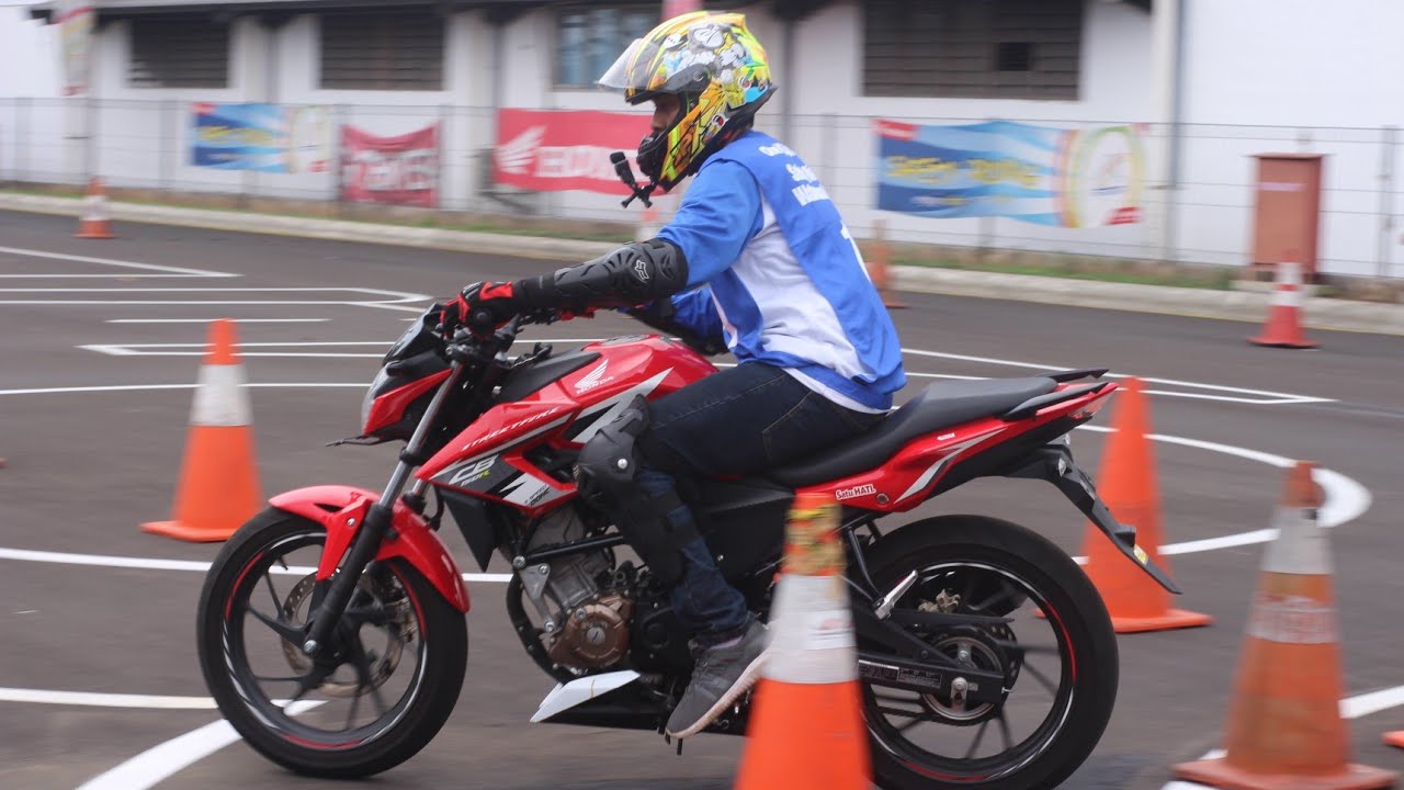 TEST SIM MOTOR TERCEPAT DI DUNIA