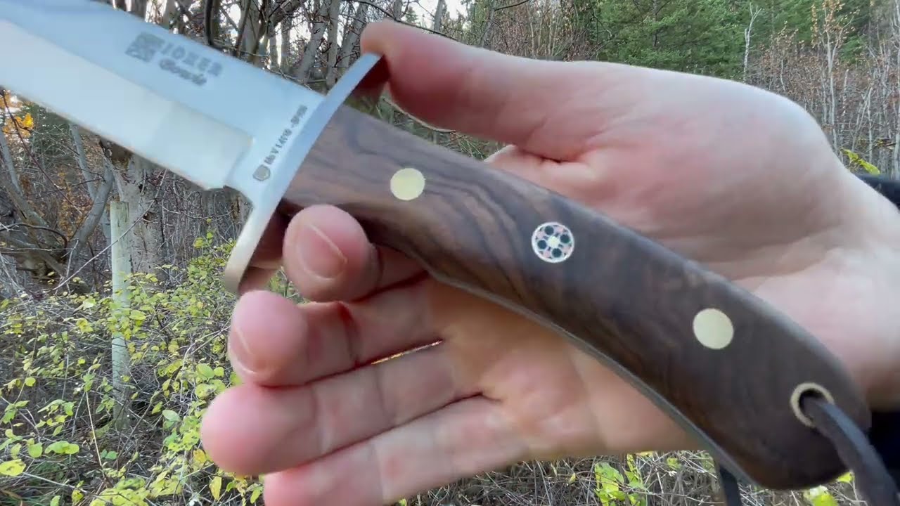 Joker Bowie in Walnut! / by www.bushcraftcanada.com