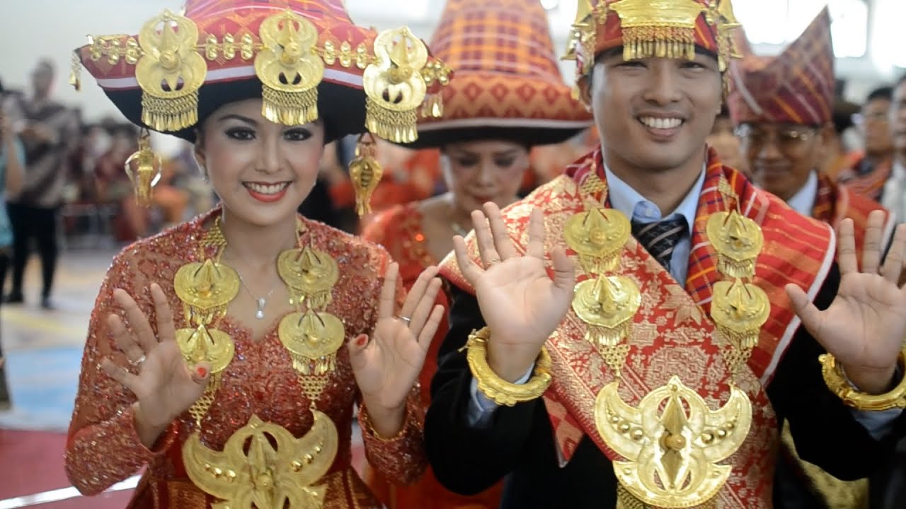 Prosesi Lengkap Pernikahan Adat Karo | Tradisi, Musik & Budaya Asli Sumatera Utara