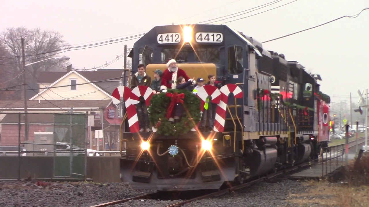 Full HD 60FPS: Chasing The 2018 Conrail Shared Assets Browns Yard Santa Train 12/15/18