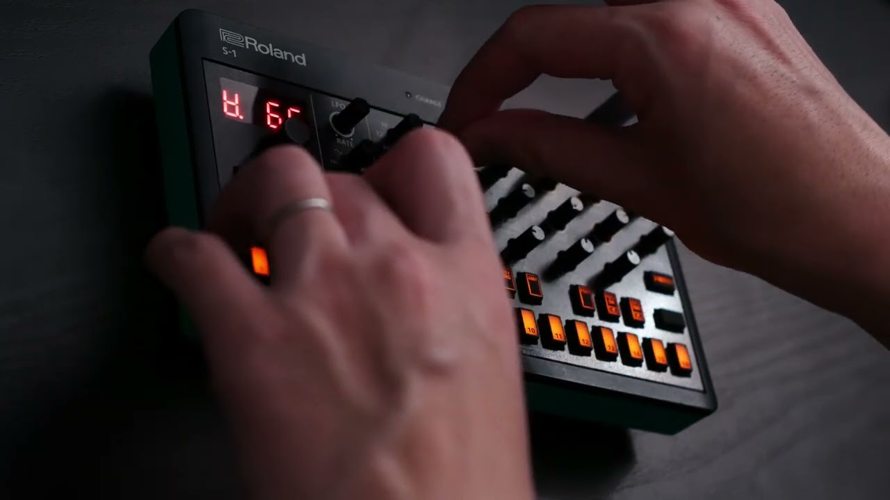 Roland Aira Compact S-1