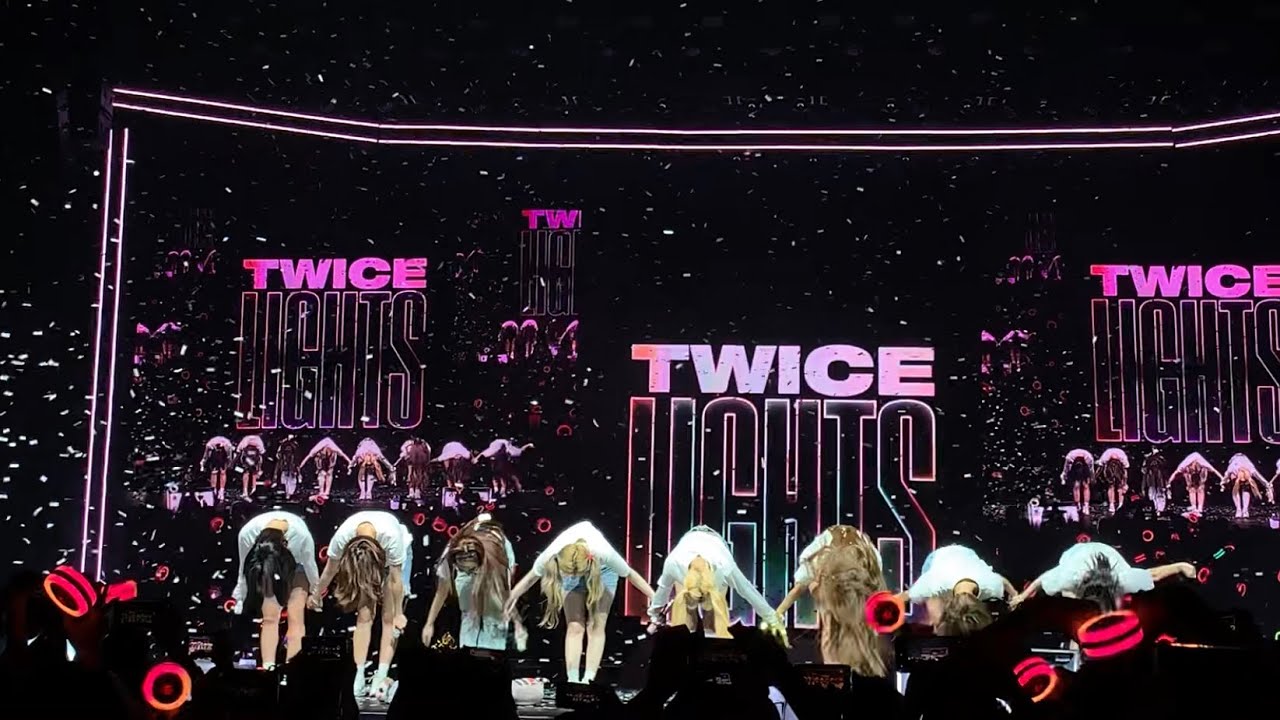 [FanCam] Twice’s (트와이스)  World Tour 190717 TwiceLights LA Encore Stage