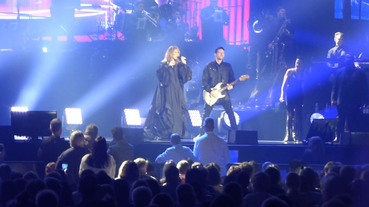 Celine Dion- Tous Les Blues Sont Ecrits Pour Toi- Live In Lille- 1.7.17