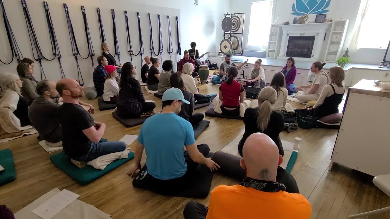 Kirtan at Lotus Sound (Collingwood, Ontario) - January 4, 2025