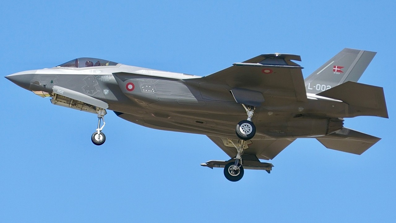 F-35A Lightning II & Mirage F1 Approaches at Luke AFB!