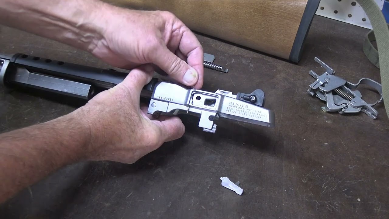 Как исправить застрявший болтовой замок Mini-14 ~ Болт застревает сзади