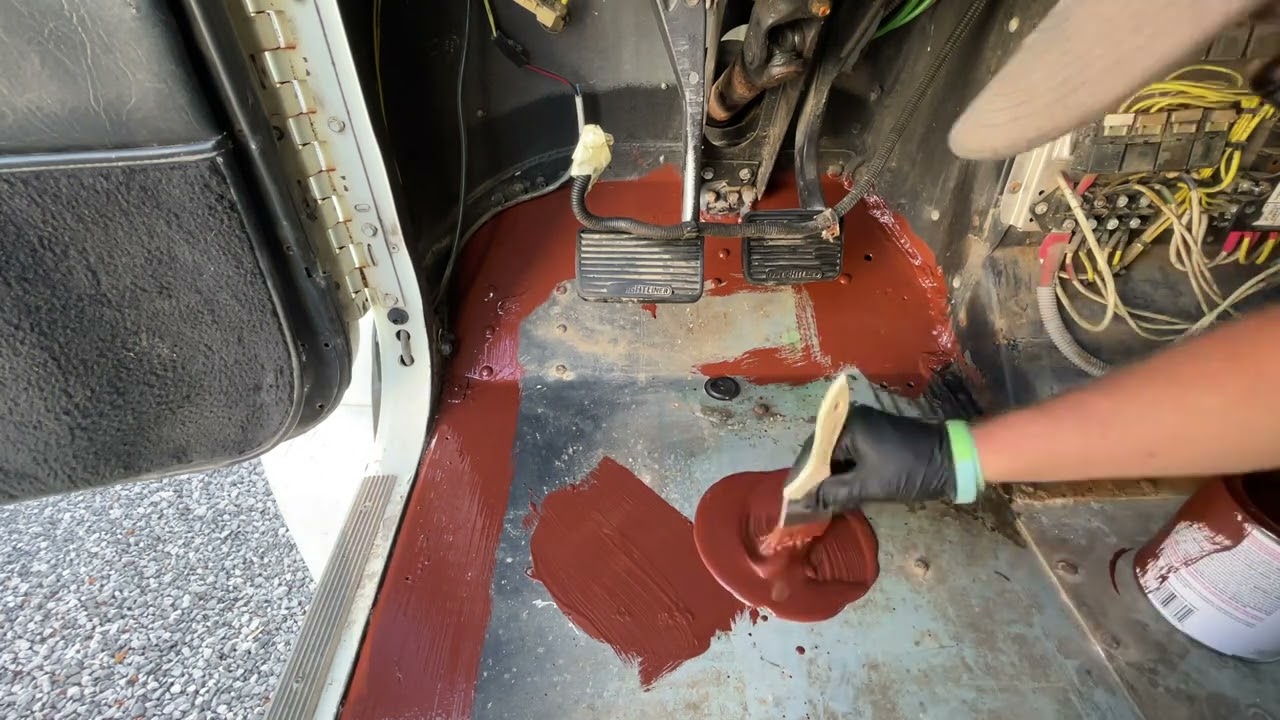 Painting The floor in the Freightliner pt.3