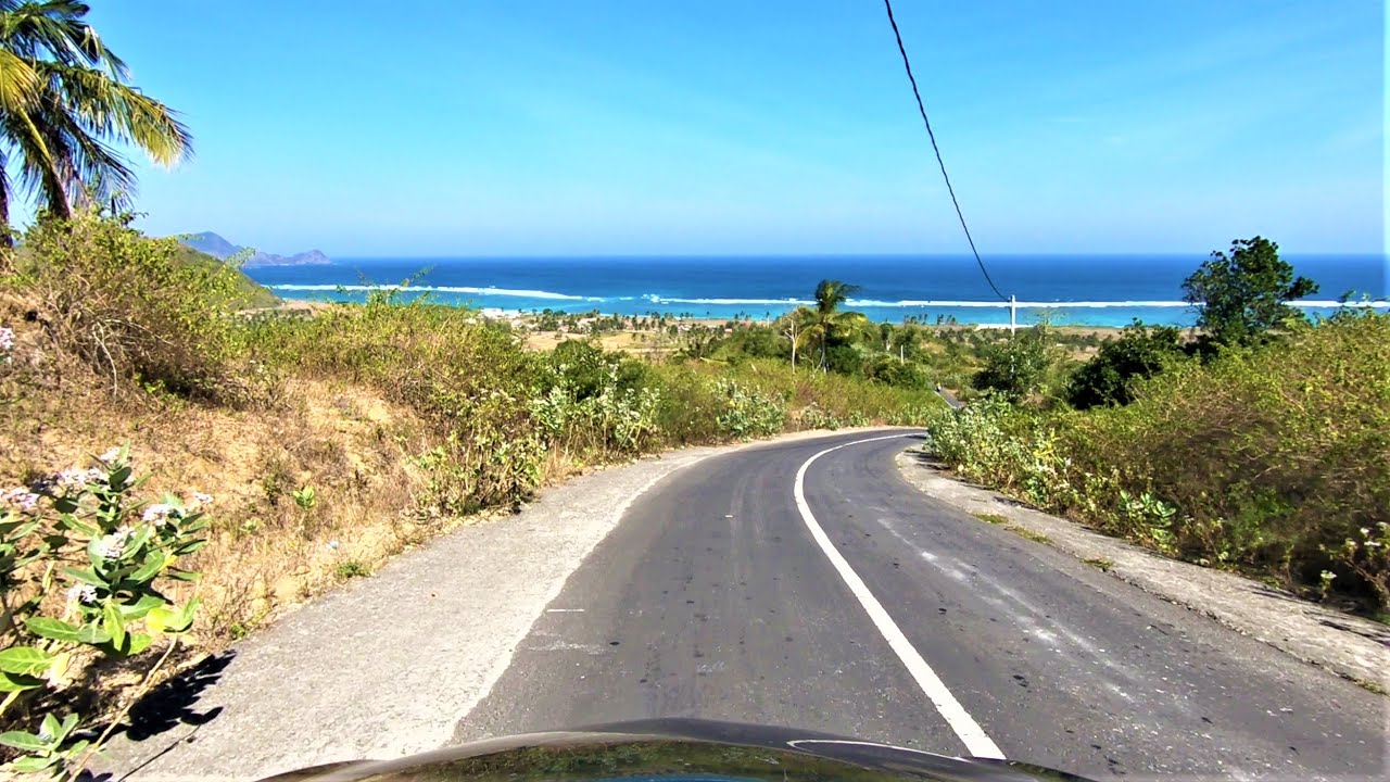 Pemandangan Indah Sepanjang Jalan Menuju Pantai Torok Lombok Tengah