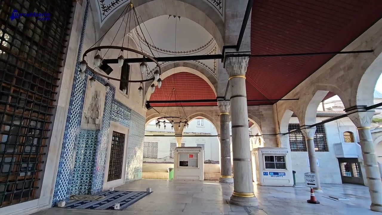 Rüstem Paşa Camii ve Sirkeci Garı İstanbul Karış Karış