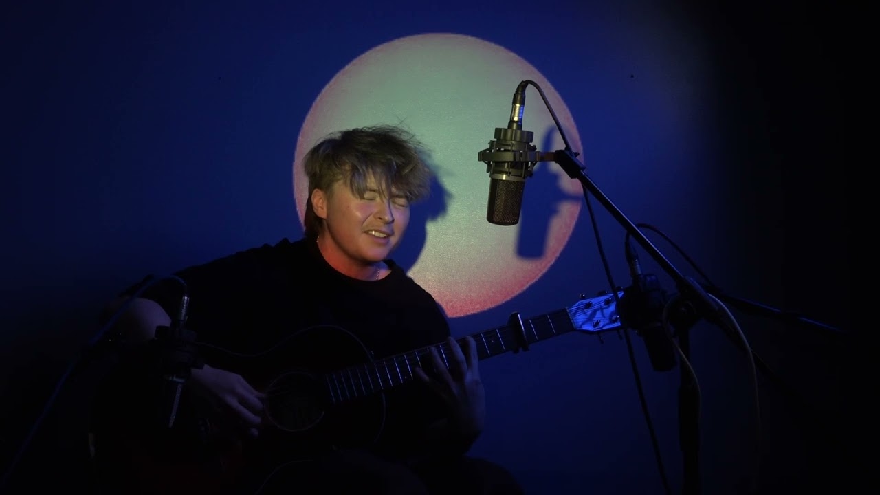 Left is Lucy - Jake McGregor