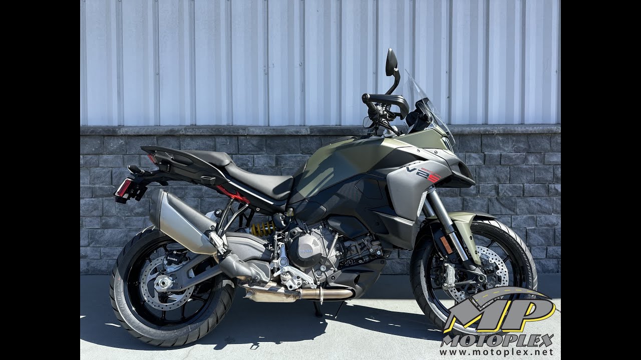 2025 Ducati Multistrada V2 S Storm Green