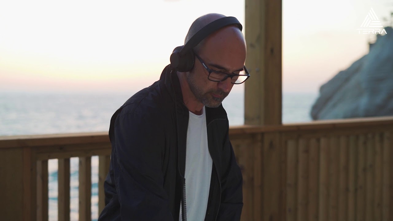 Ofer Holtzman @ Rosh Hanikra, Israel for TERRA Live