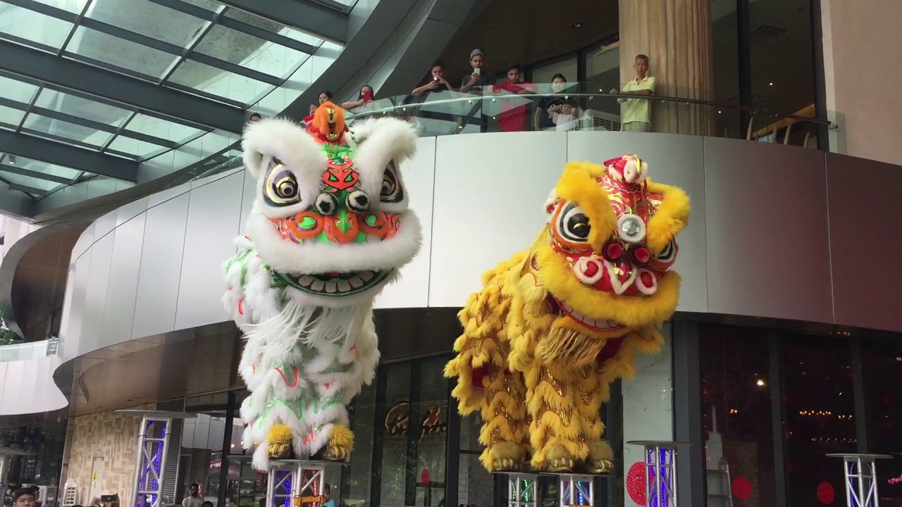 Cny 2018 -khuan loke acrobatic lion dance