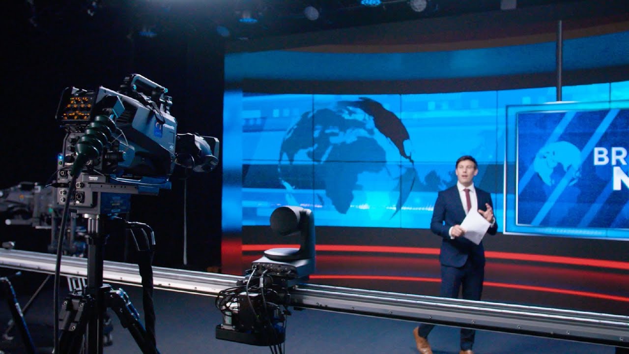 Polymotion Chat - The Automated Camera Tracking Solution for Presenters.