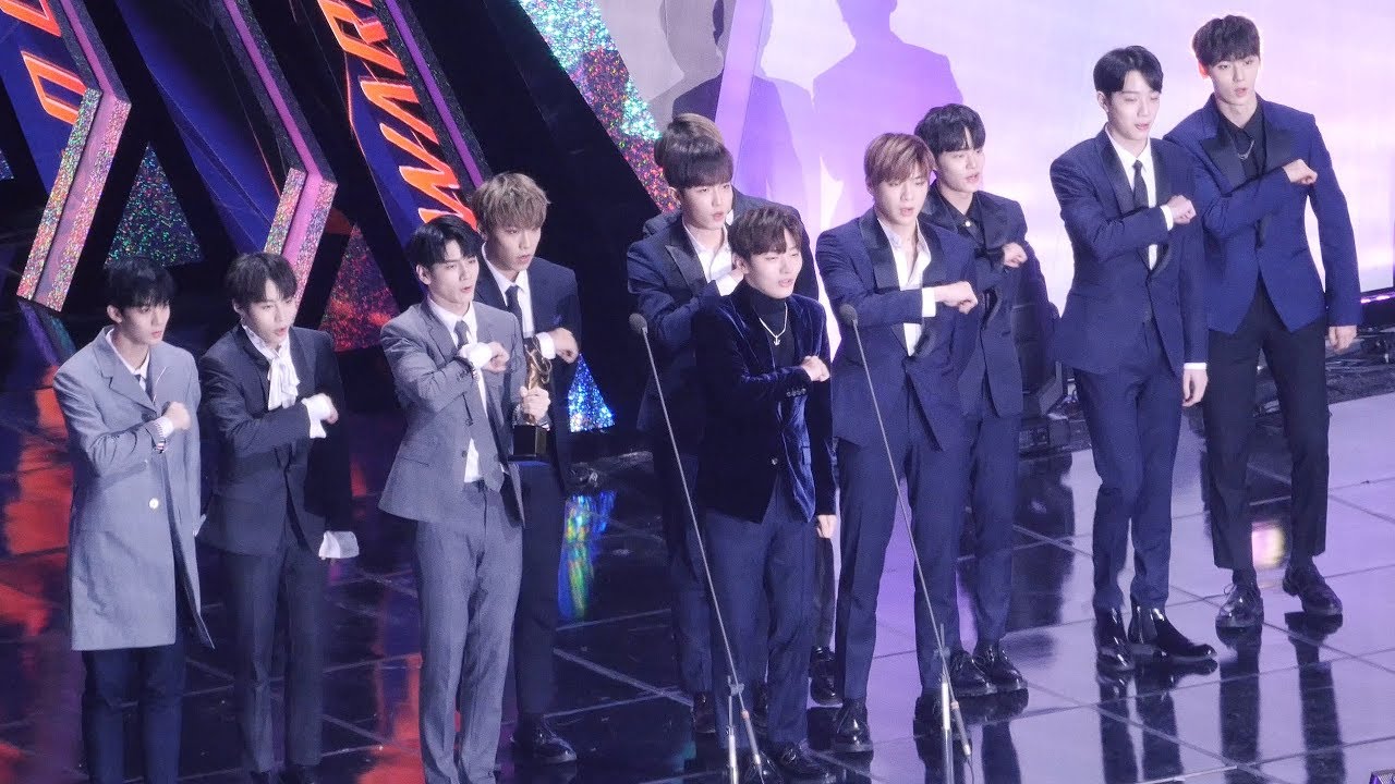 190115 워너원 Wanna One 본상 수상 순간 Main Prize : 워너블 환호, 가수대기석 : Edited fancam : 고척돔