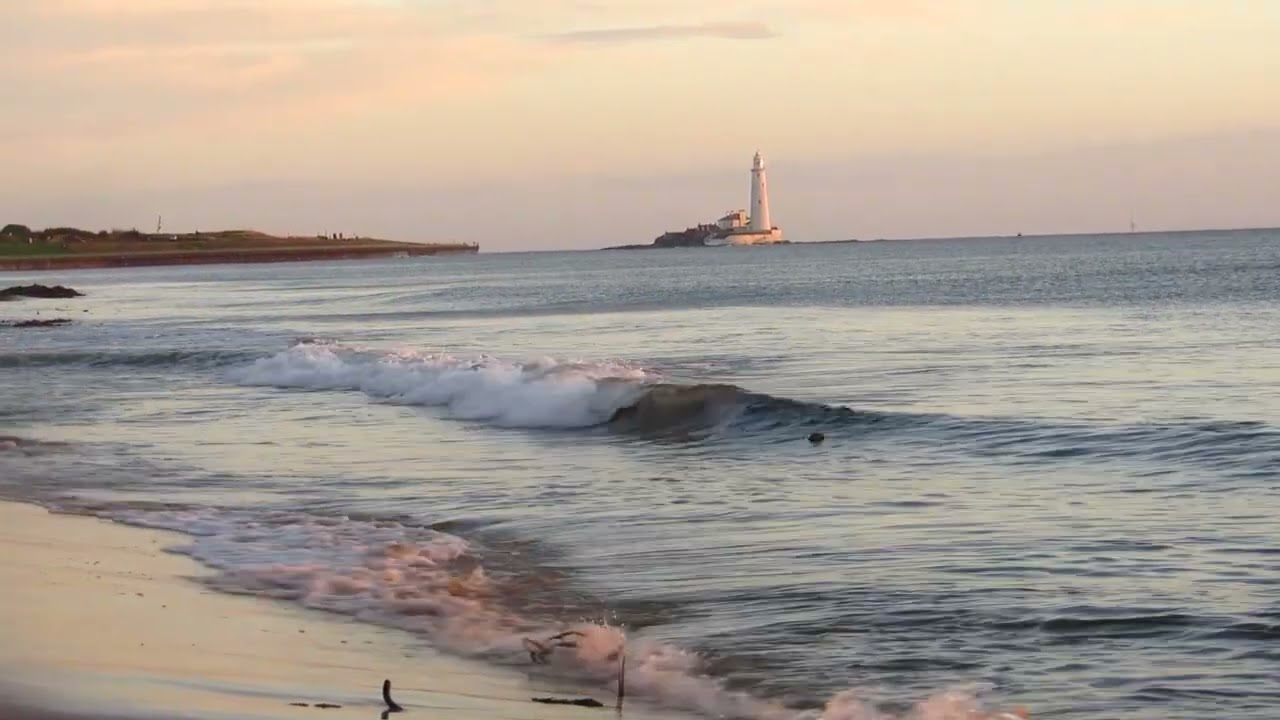 Mike Kelley's walkabouts - Whitley Bay, 1st Oct 2022